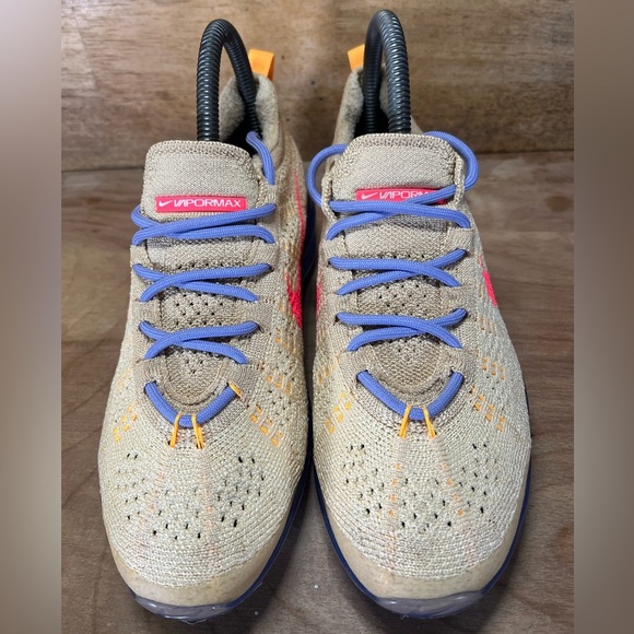 Nike Air Vapormax 2023 FK Womens Size 6 Shoes Sneakers Pale Vanilla Sea Coral - Picture 3 of 10